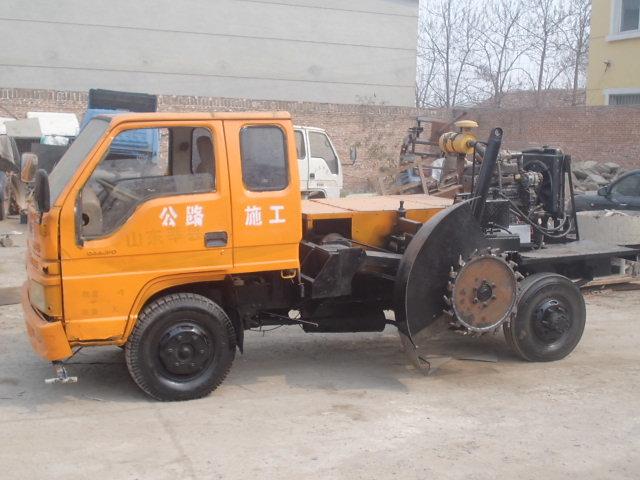 加厚特制底盘公路挖沟机切边机