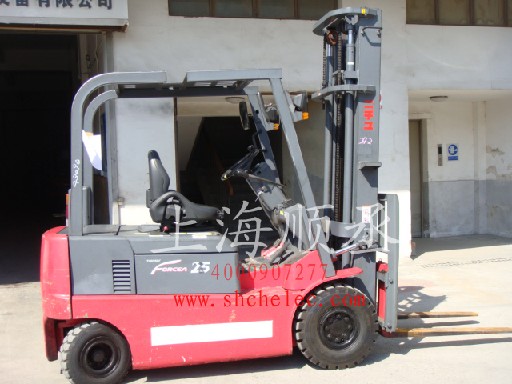 2.5吨叉车