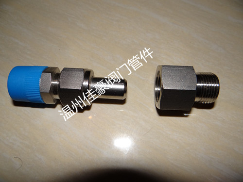 304,1/2NPT-14×3不锈钢对焊式直通终端接头