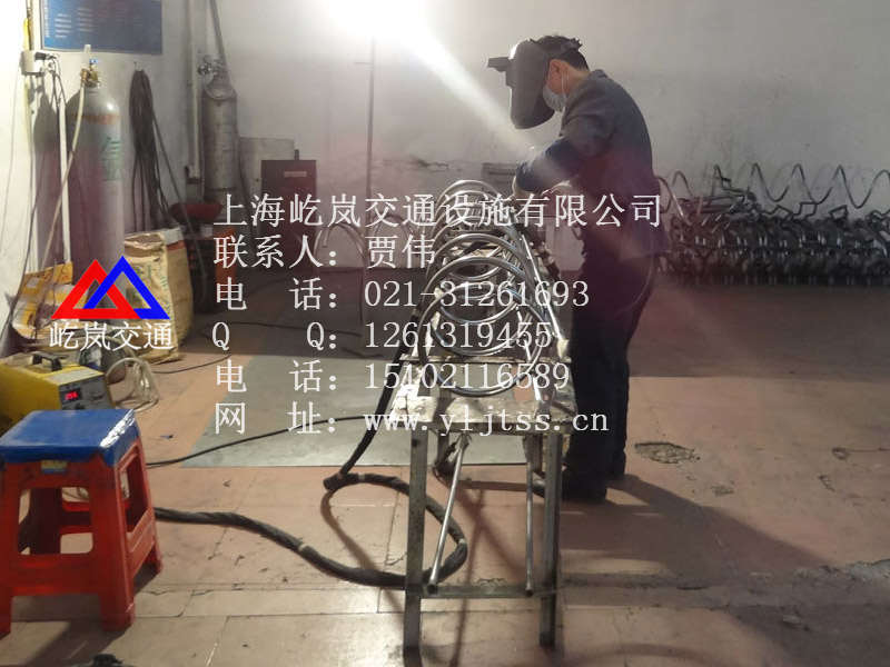 г 綯ܼ۸