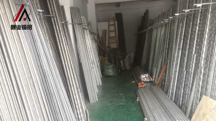 al70227022