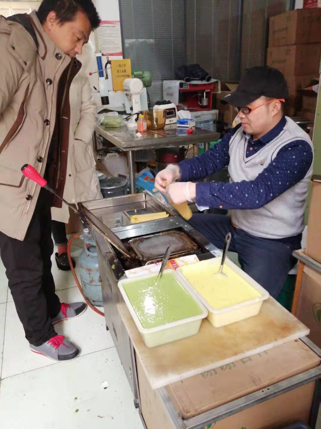 果蔬鸡蛋卷技术培训送蛋卷机