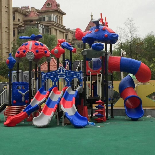 广东深圳多功能滑梯小孩滑梯组合秋千滑梯生产厂家