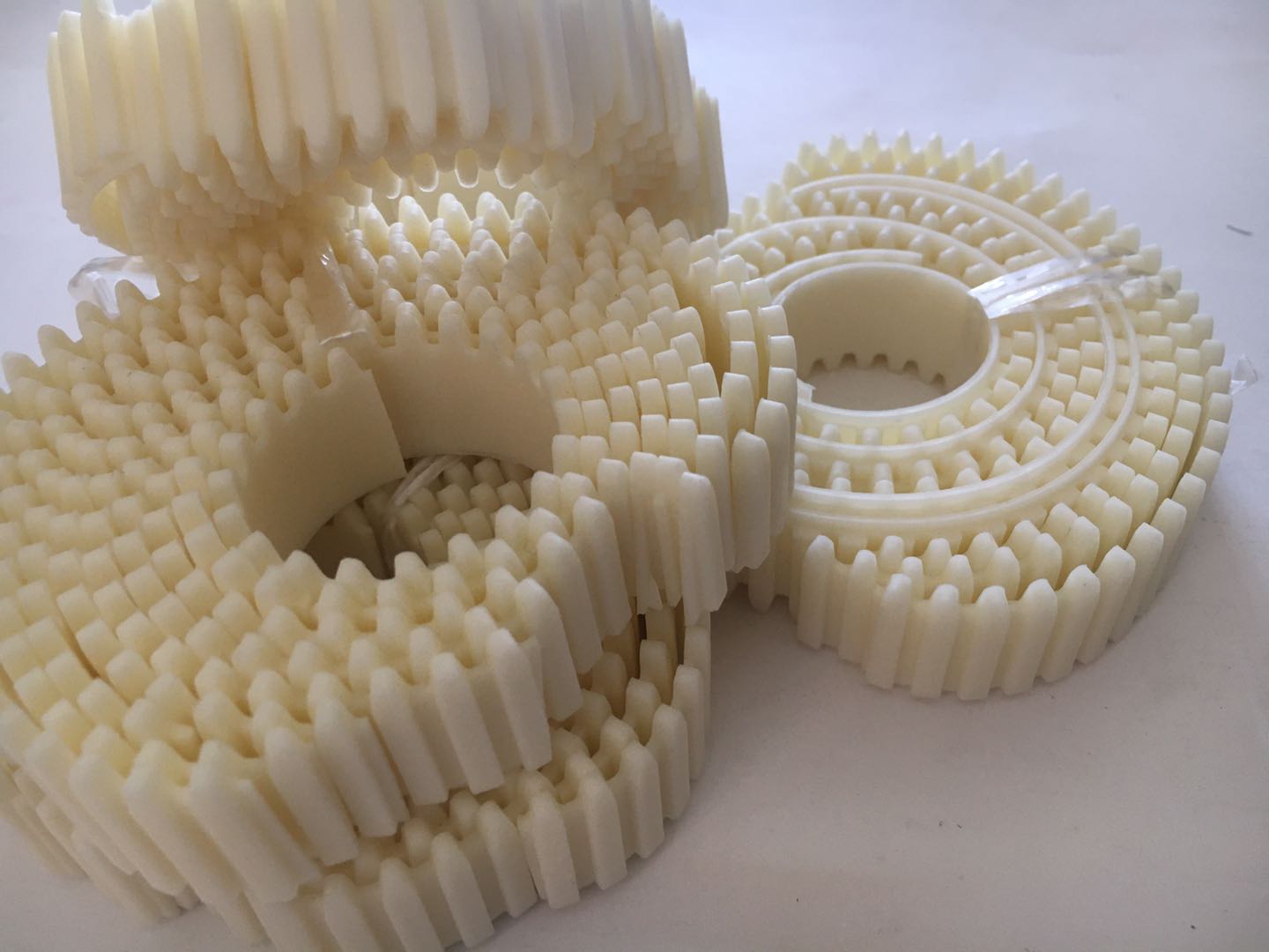 ͲĦȦ