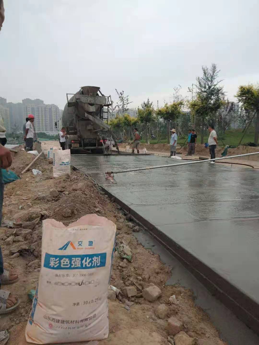 乐陵市压模地坪强度高不开裂厂家