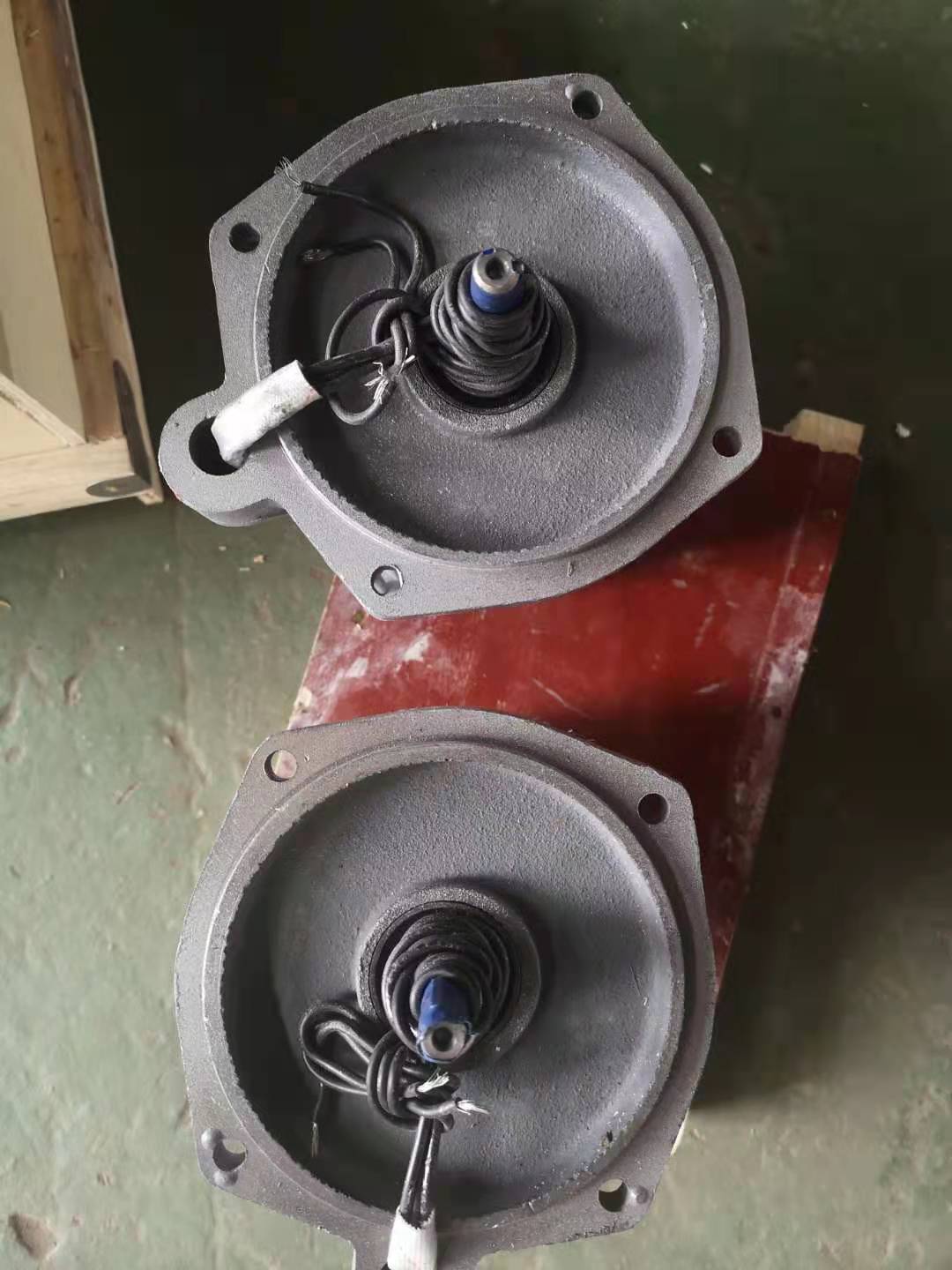첽YDF63L-4