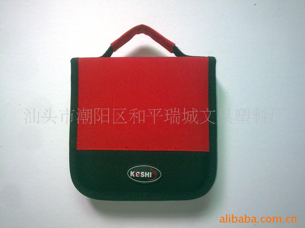 ţ/CD