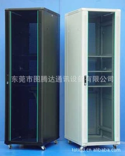 42U标准网络服务器机柜