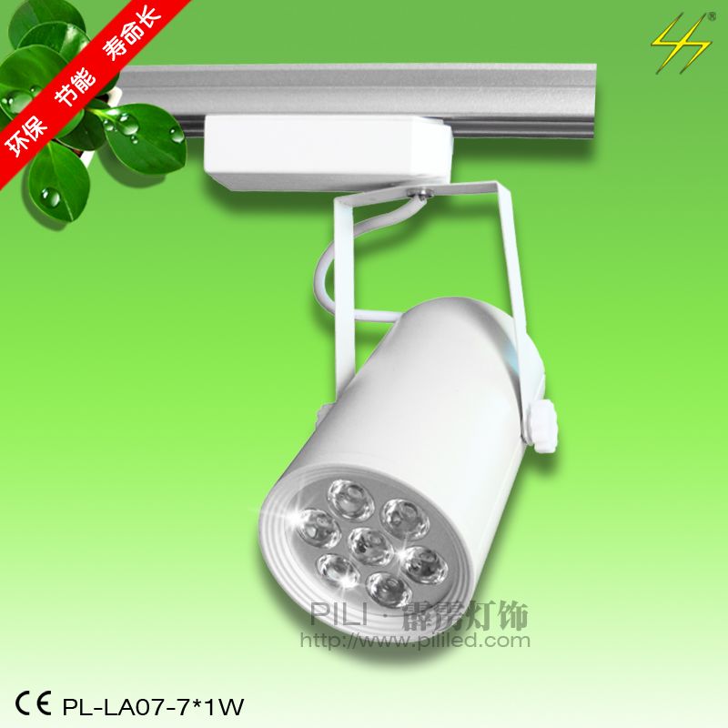 LED,LED
