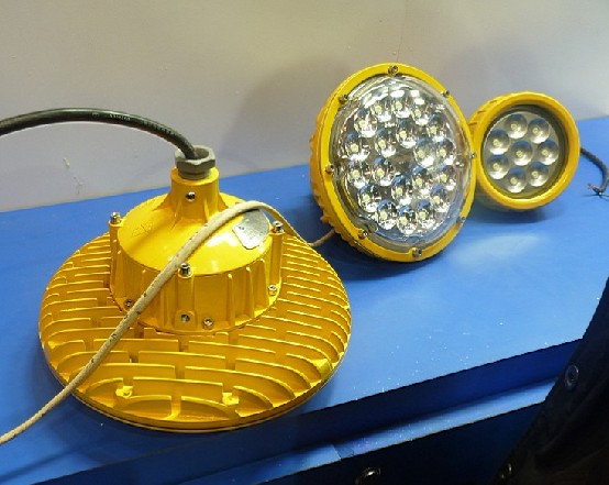 LED9~15W۸