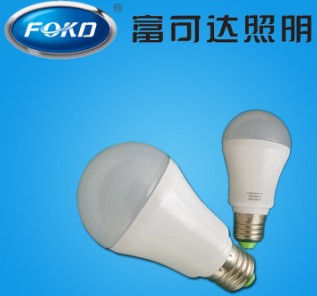 LED7W球泡灯,CCC喷白铝材球泡,LED5W灯泡