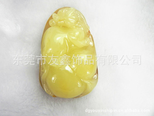 琥珀厂家批发琥珀动物雕刻吊坠,吉祥件,琥珀饰品