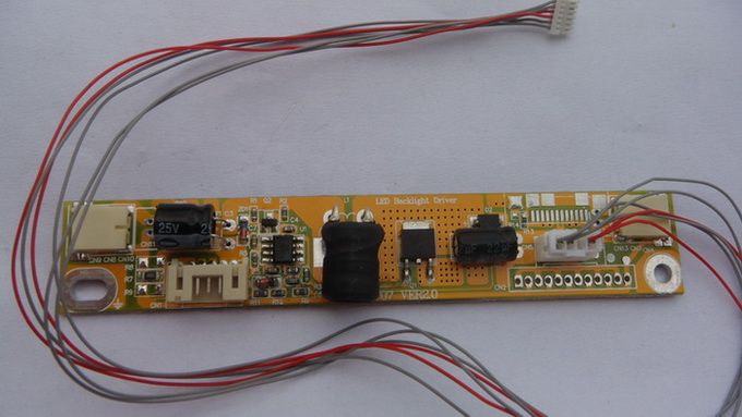 B3HT215F01-100LEDѹ