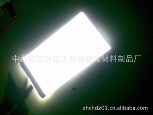 LEDԴLED