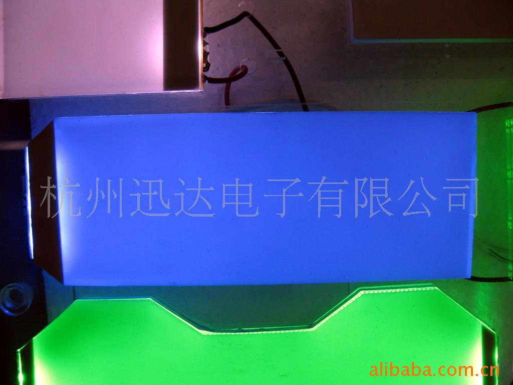 LEDԴ