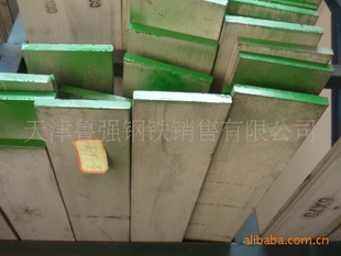 现货Q235热轧扁钢、方钢