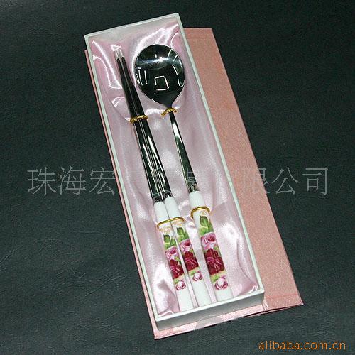 陶瓷不锈钢餐具(图)