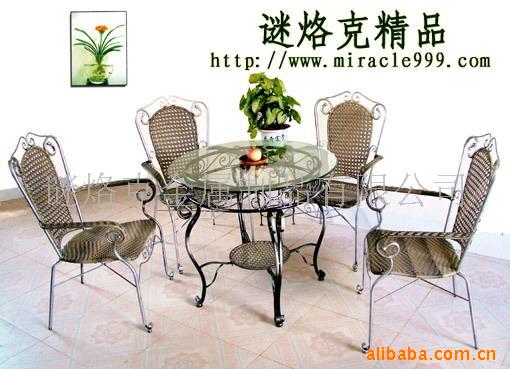 铁艺家具,铁艺桌,铁艺床(图)