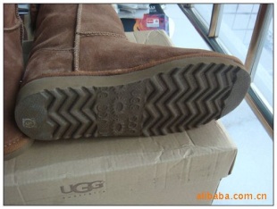 ѩѥѥӹŮѥӹӹUGG