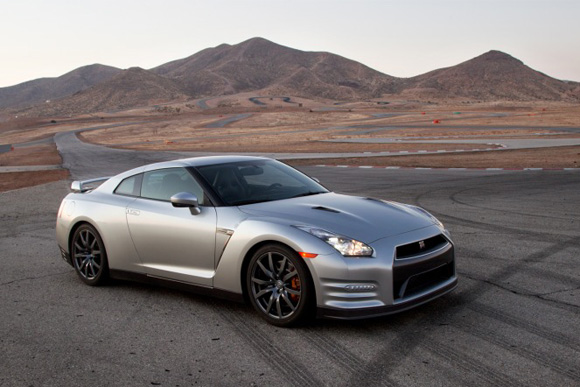 2013GT-RǮ2013GT-R۸