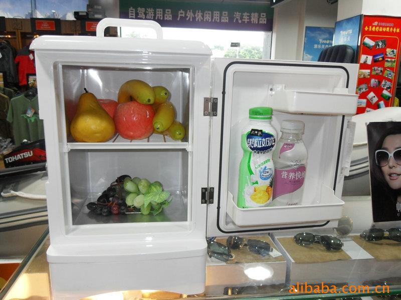 ȳ䳬