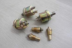 黄海金马拖拉机配件机油传感器