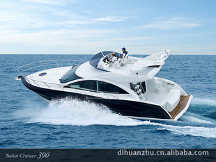 ͧSalonCruiser390