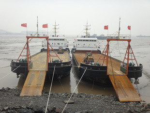 出售2700吨自航甲板驳船self-propelleddeckbarge