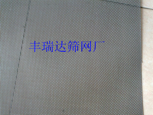 ɴ,ɴ