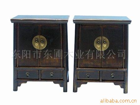 两门两抽柜、卧室家具、仿古家具、欧式家具