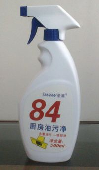 84۾