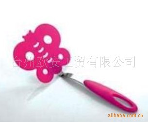 厂家直销特价尼龙不锈钢铲可订做二次注塑尼龙硅胶制品