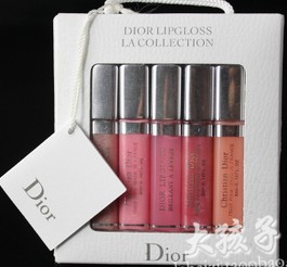 ױƷϰlipglossȻ󴽲װױ