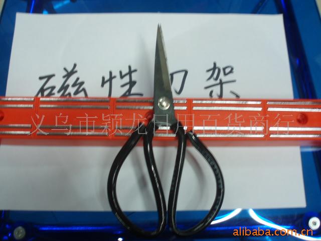 Լ