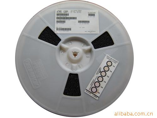 AT24C02SO-8