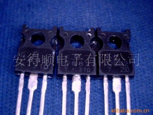 D882