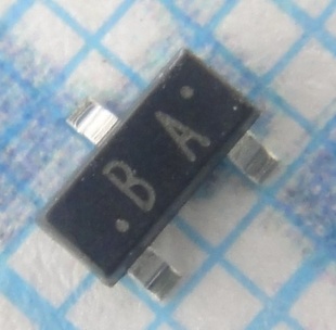 ƬA1015A1015BASOT-23