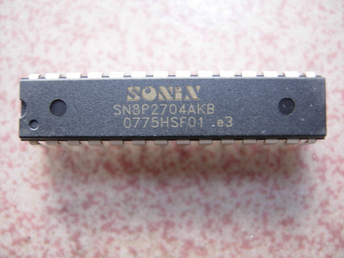 ɺƬSN8P2704A