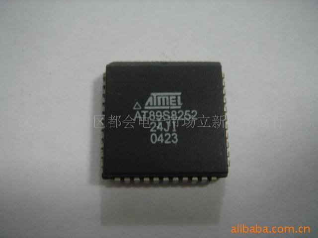 Ƭɵ·AT89S8252-24JI