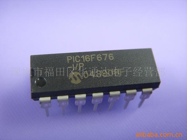 ƬPIC16F676-/P