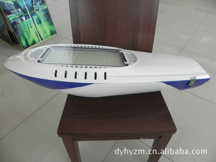 LED⻥--LED