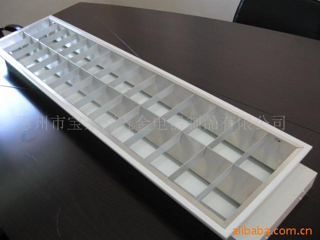 դT8-240,2X36W(40W)