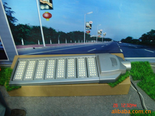LED·ǣӭѹ٣
