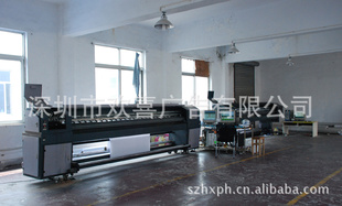 深圳工厂提供广告写真喷绘,X展架,易拉宝等的制作,安装等合作