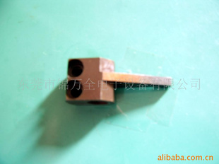 ²AJ0422001