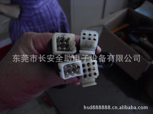 ²RHN330X000107