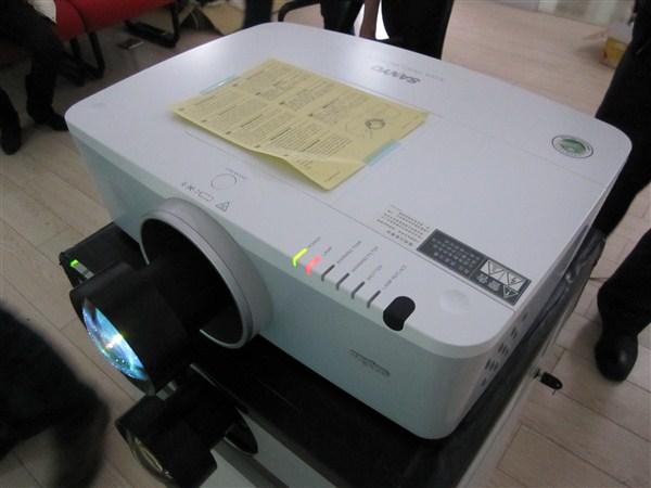 PLC-XM1000/XM1500ͶӰǾͷ