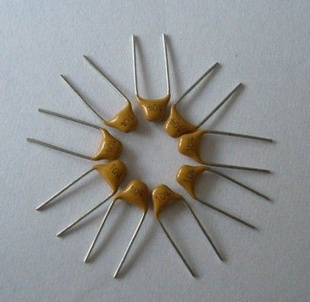 㶫绪ʯݣ1040.1UF0.02/PCS