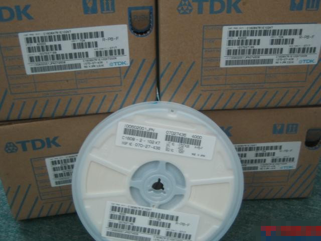 ݽѹƬ400v/0.47uf/1812/X7T