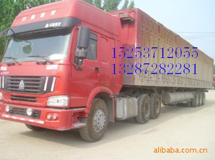 豪沃双驱大高箱二手半挂车